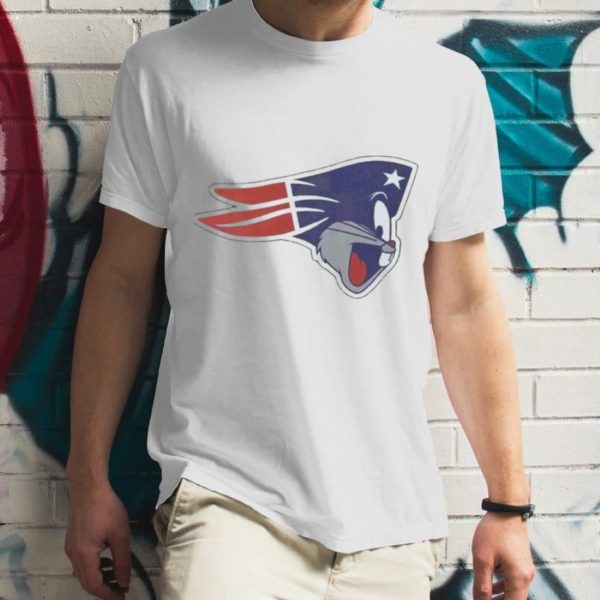 NFL New England Patriots Bugs Bunny T-Shirt