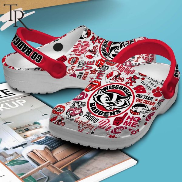 PREMIUM Go Badgers Wisconsin Badgers Clogs