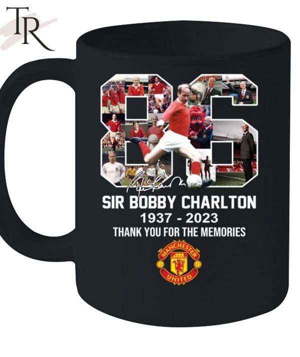 Sir Bobby Charlton 1937 – 2023 Thank You For The Memories T-Shirt