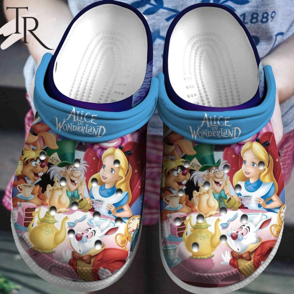 alice-in-wonderland-crocs-torunstyle