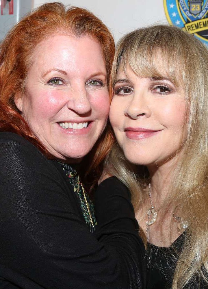 Stevie Nicks and the LastMinute SNL Rescue How Her SisterinLaw