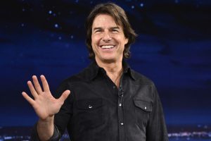 Why Is Tom Cruise Eating Popcorn During a Movie? The Full Story Behind the Viral Moment