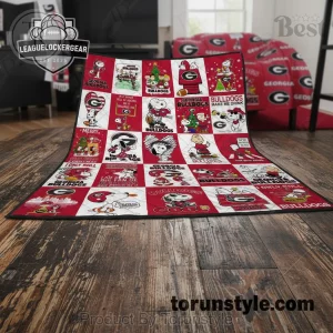 Georgia Bulldogs Snoopy Peanuts Fan Design Quilt Blanket