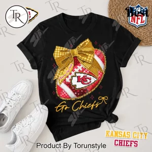 Kansas City Chiefs NFL Bow Football Graphic T-Shirt