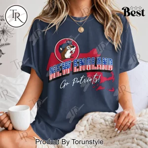 New England Patriots Buc-ees Mascot Patriotic Stars and Stripes Football Fan T-Shirt