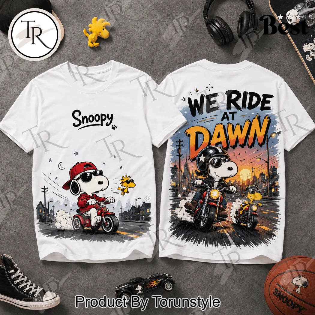 Snoopy We Ride At Dawn Motorcycle Biker Graphic T-Shirt Snoopy We Ride At Dawn Motorcycle Biker Graphic T-Shirt